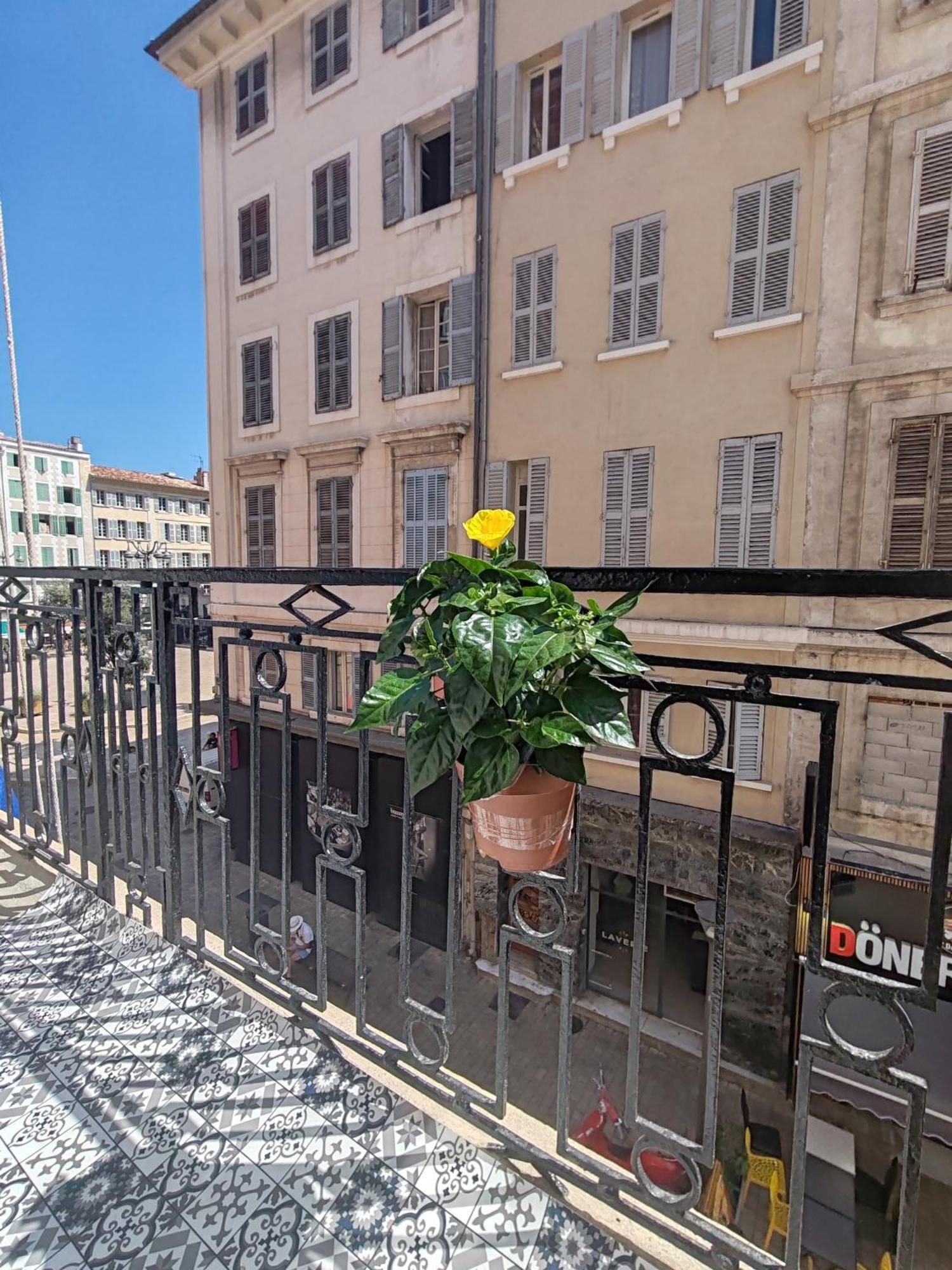 마르세유 T3 Grand Balcon Au Coeur Du Vieux Port 아파트 외부 사진